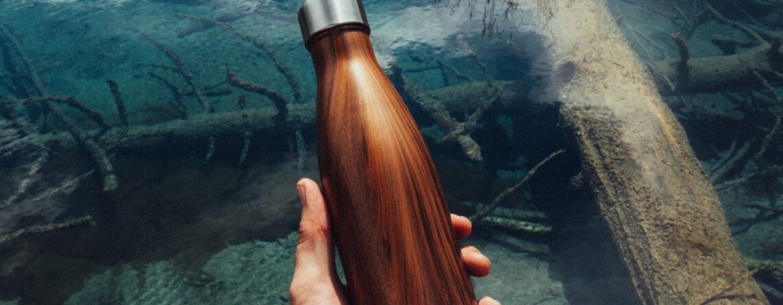 Enhancing Hydration with Smart Water Bottles